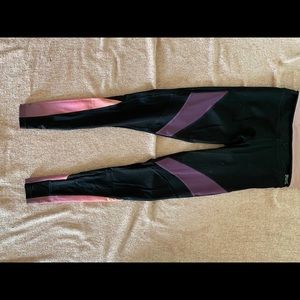 VS Pink leggings